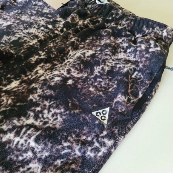Nike ACG Therma-FIT Wolf Tree Men's Allover Joggers Pants Size Large DV9… - Picture 3 of 7